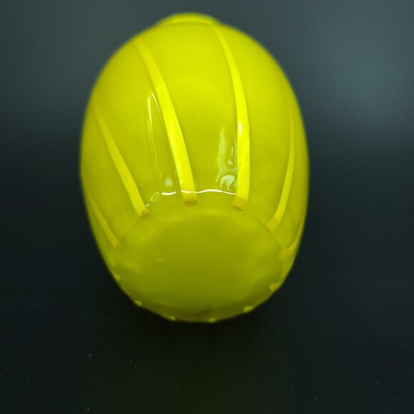 Vintage Blown Layered Yellow Vase - Picture 3 of 4